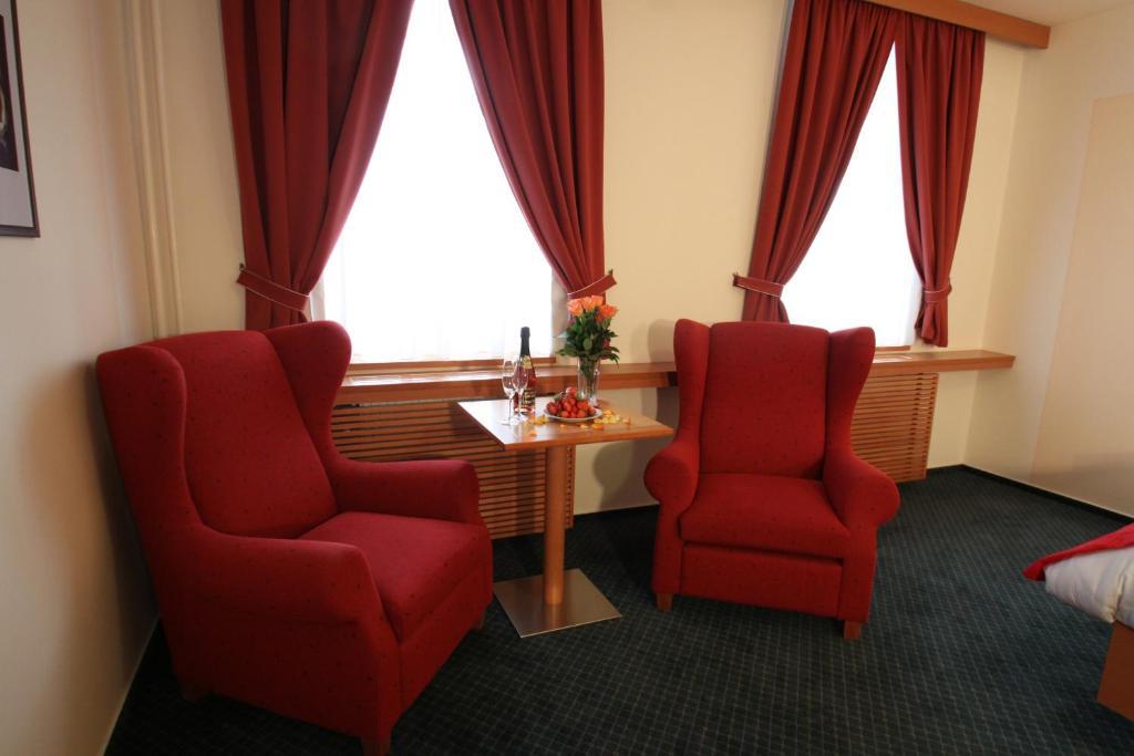 Hotel Slovan Jeseník Quarto foto