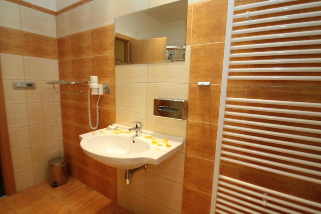 Hotel Slovan Jeseník Quarto foto